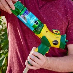 Miracle-Gro Liquafeed All-Purpose Plant Food Advanced Starter Kit (Feeder + 1 Refill) - 1016111 - Fertilizers -Farm And Ranch store 096ea27807447a6467fd53a16ac668c48488782b 80360139 6